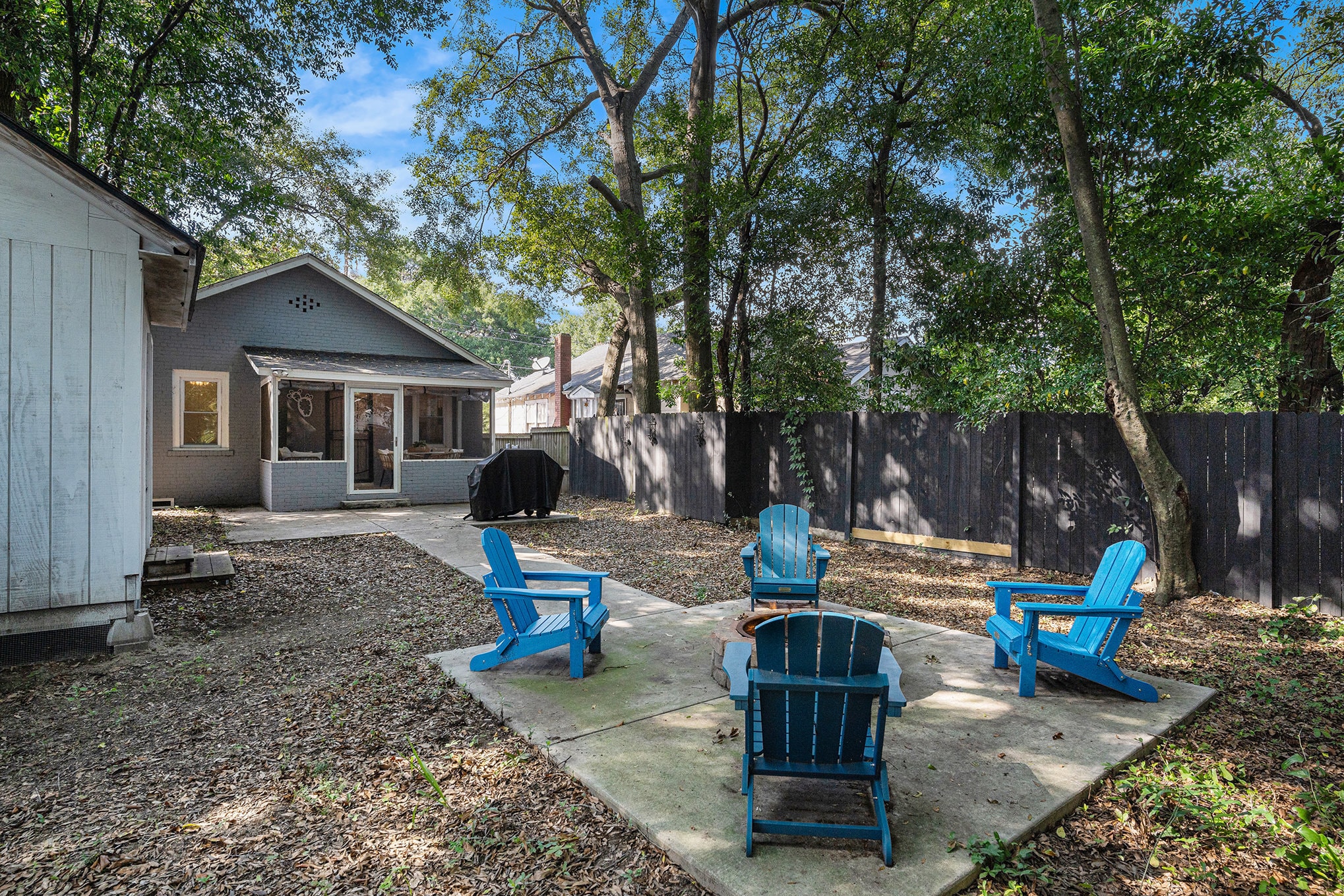 Building Photo - 1913 Orvid St