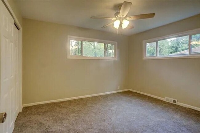 Building Photo - Coming Soon: Charming 3-Bedroom Retreat with Spacious Backyard!