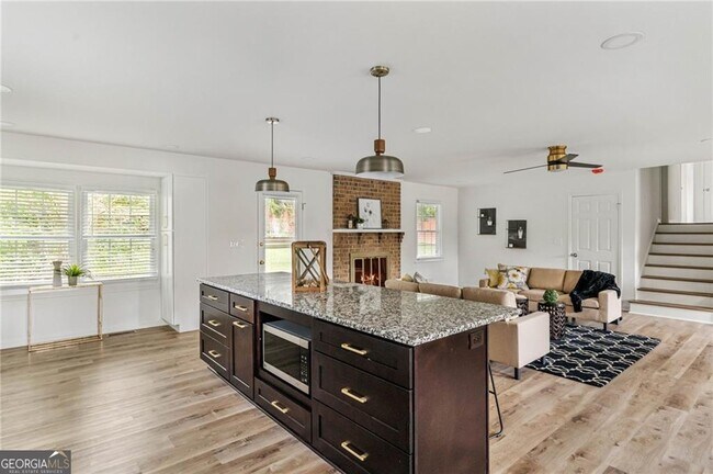 Building Photo - 2866 Red Pine Ct NW