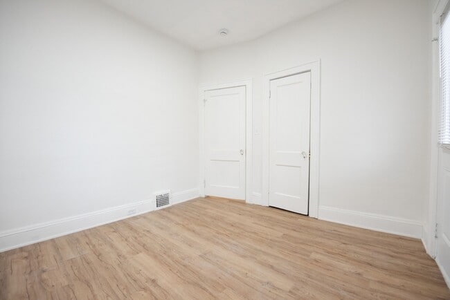 Building Photo - 1310 Webb Rd