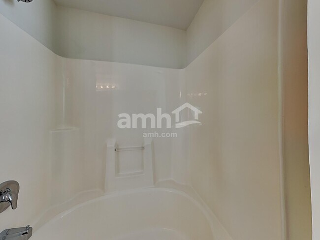 Building Photo - 2321 King Malcolm Ln