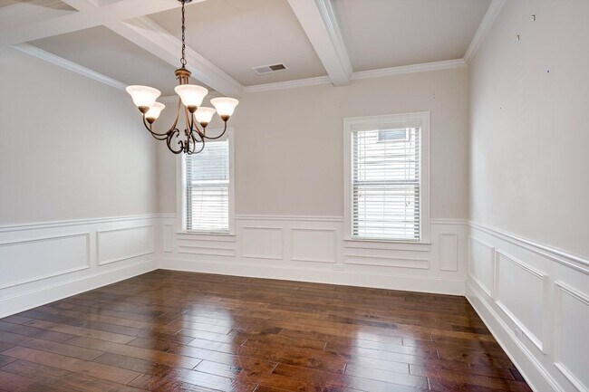 Building Photo - 542 Oconee Cir