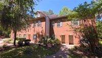 Building Photo - 1510 SW 25th Pl