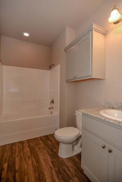 Building Photo - August 2026 Move in - 4/4.5 Townhome in The Revelry!
