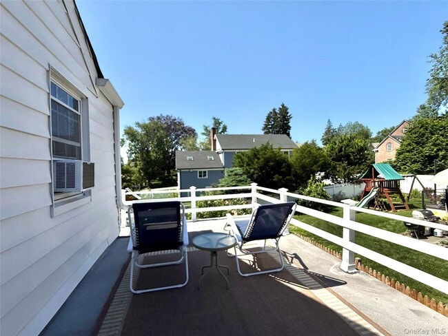 Building Photo - 32 Biltmore Ave