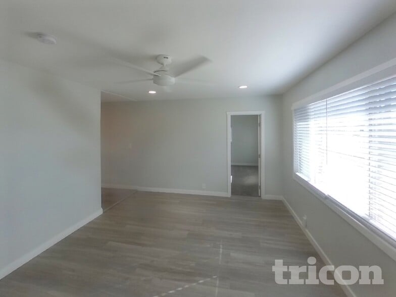 Building Photo - 1224 Norwood Ave