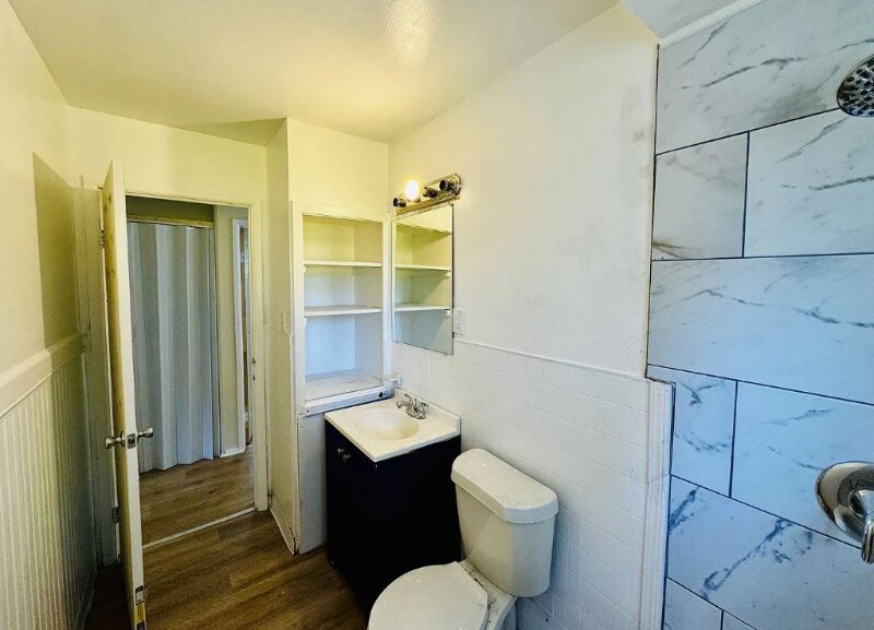 Building Photo - 15914 Dacosta St