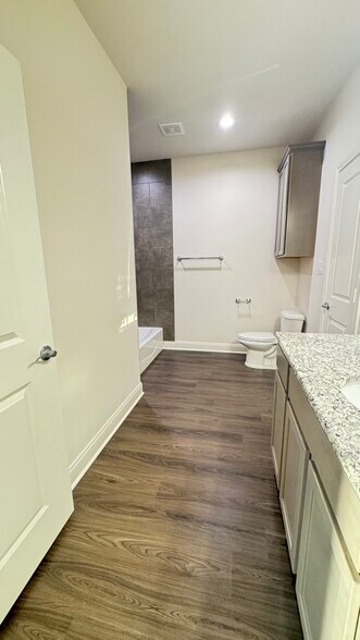 Building Photo - 6123 Hamilton Mdws Wy