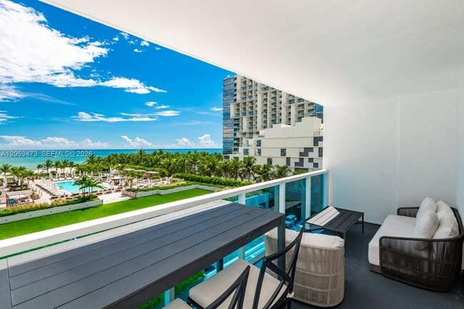 Building Photo - 2301 Collins Ave
