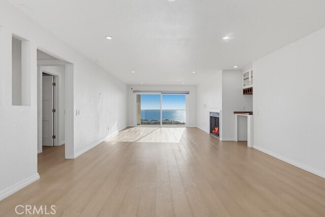 Building Photo - 3200 La Rotonda Dr