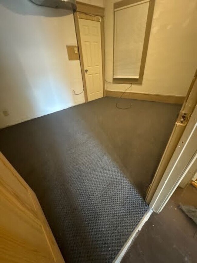 Building Photo - 2245-7 S. Muskego Ave