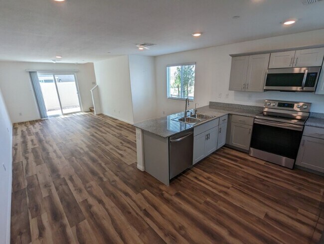 Building Photo - 12103 Mojave Gold Rd