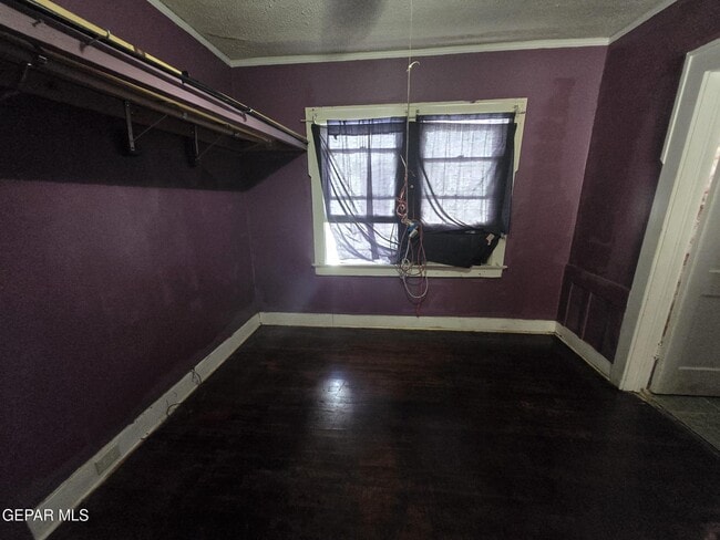 Building Photo - 3214 Douglas Ave