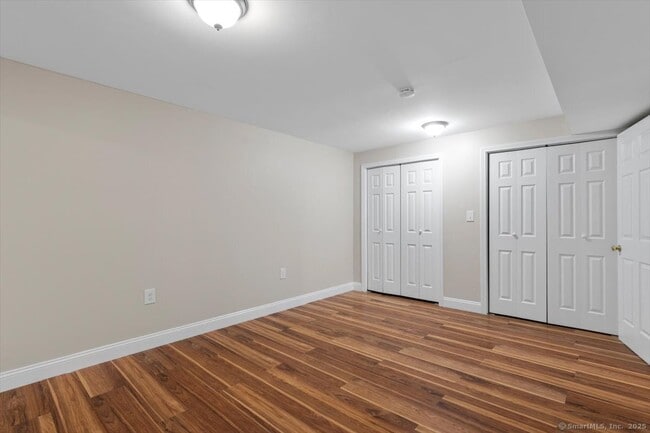 Building Photo - 400 Burr St