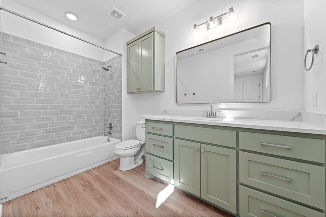 Building Photo - 1326 Morgan's Point Rd