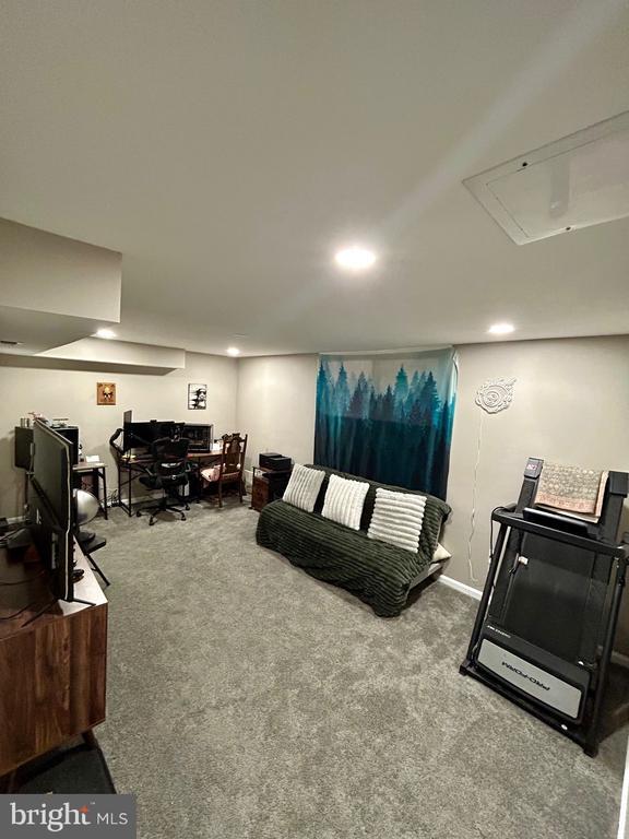 Building Photo - 1007 Cape Splitt Harbour