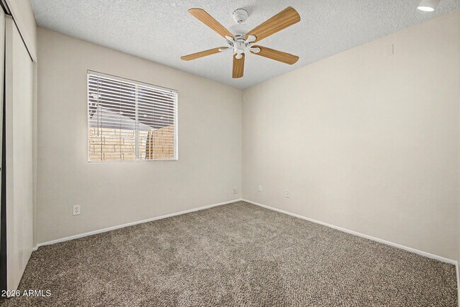 Building Photo - 4828 W Palo Verde Ave