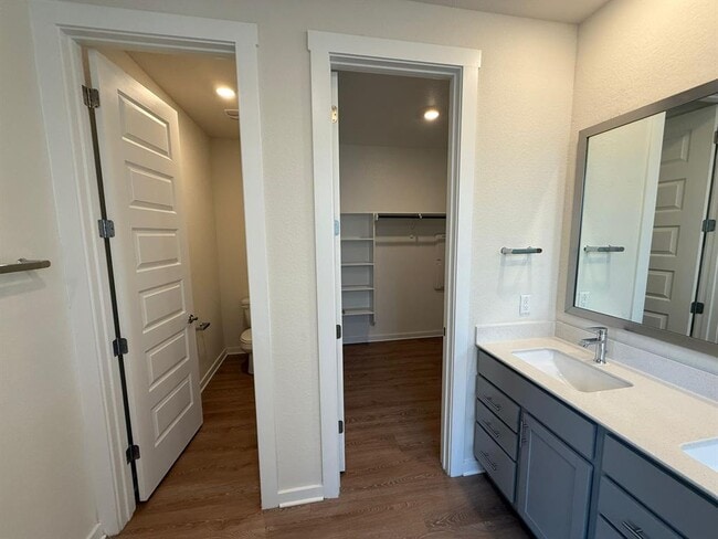 Building Photo - 2037 Saddlery St