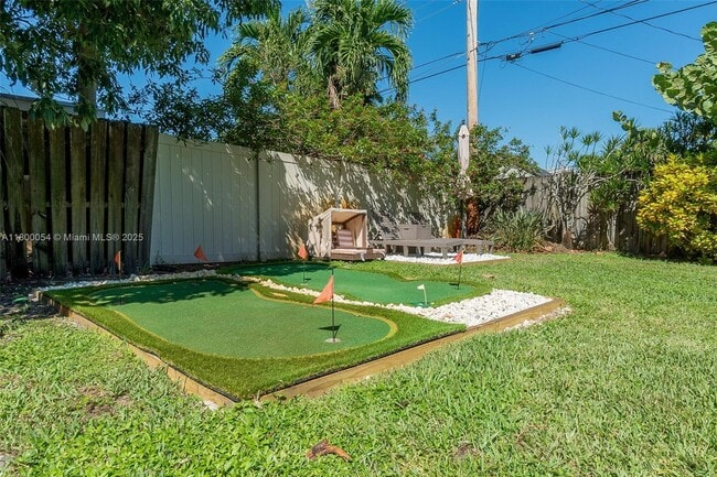 Building Photo - 712 Tradewind Dr
