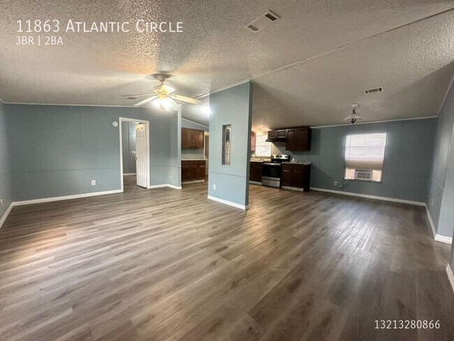 Building Photo - 11863 Atlantic Cir