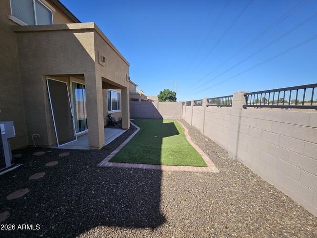 Building Photo - 3936 E Minton St