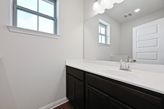 Building Photo - 7902 Mellencamp Dr