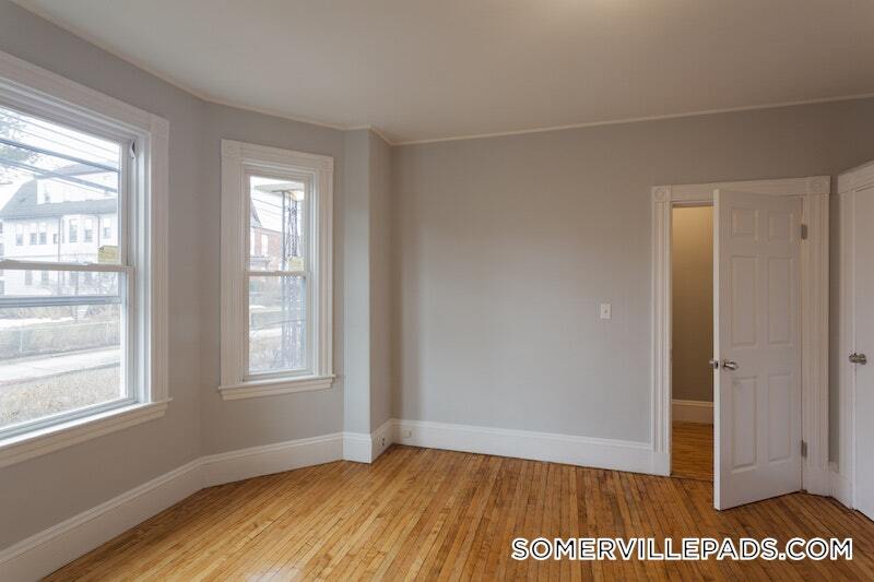 Building Photo - 38 Cherry St