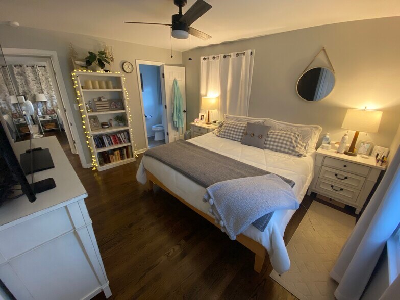 Building Photo - 1116 Sheffield Dr