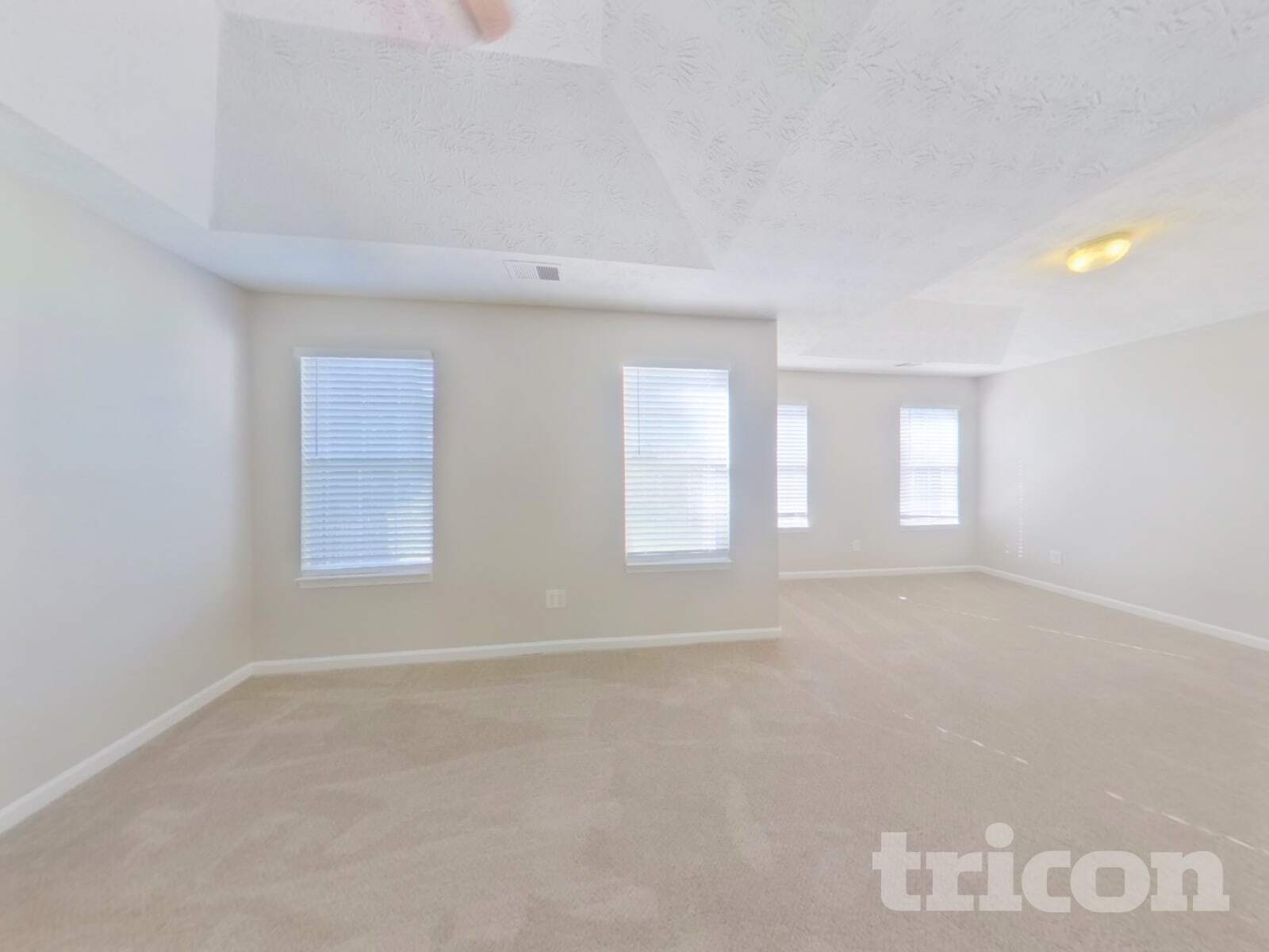 Building Photo - 471 Sawtooth Ln