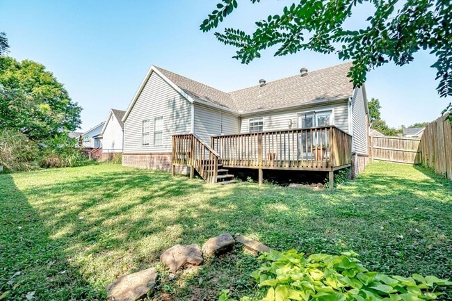 Building Photo - Quaint Family Home in  Springdale