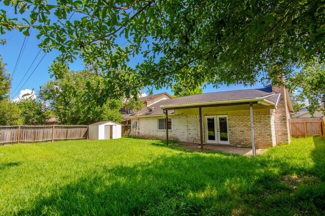 Building Photo - 5235 Enchanted Mist Dr