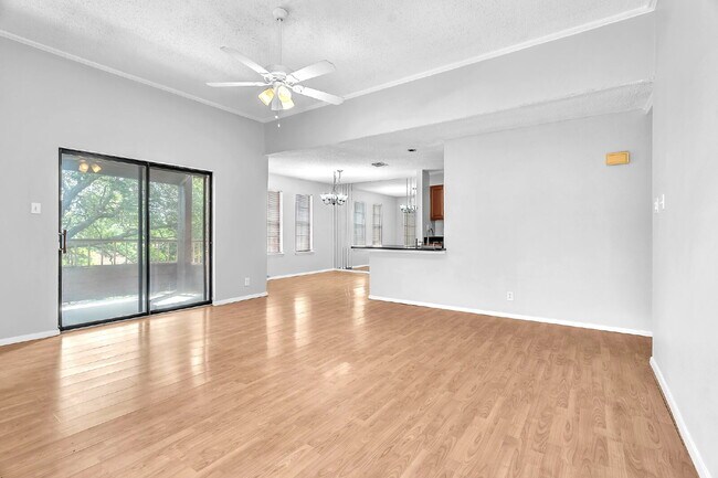 Building Photo - Where Comfort Meets Everyday Luxury!