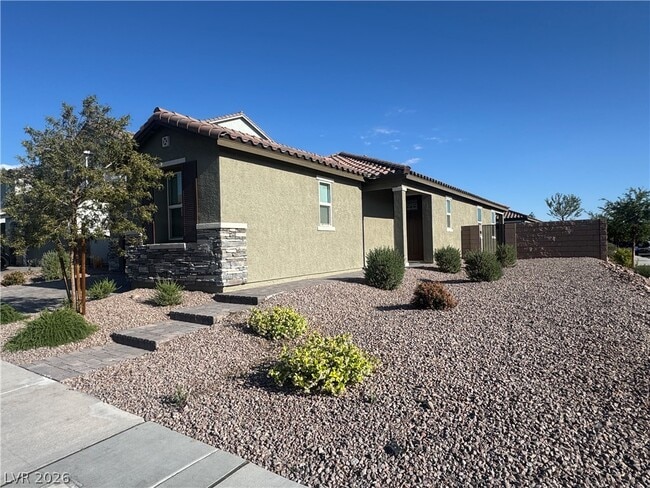 Building Photo - 7490 Lush Oasis Ave.