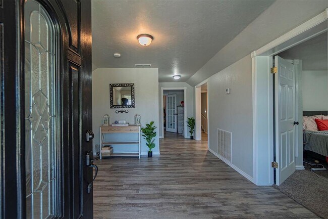 Building Photo - 104444 S 3520 Rd