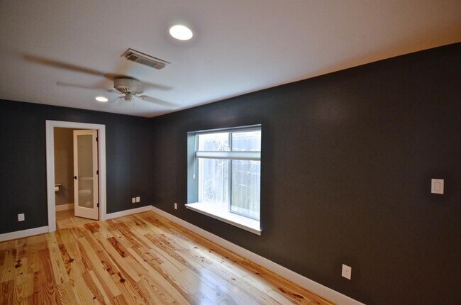 Building Photo - 1324 Taft St