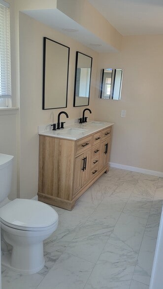 Building Photo - 30238 Blancke Dr