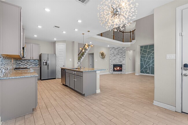 Building Photo - 4303 Shaded Arbor Way