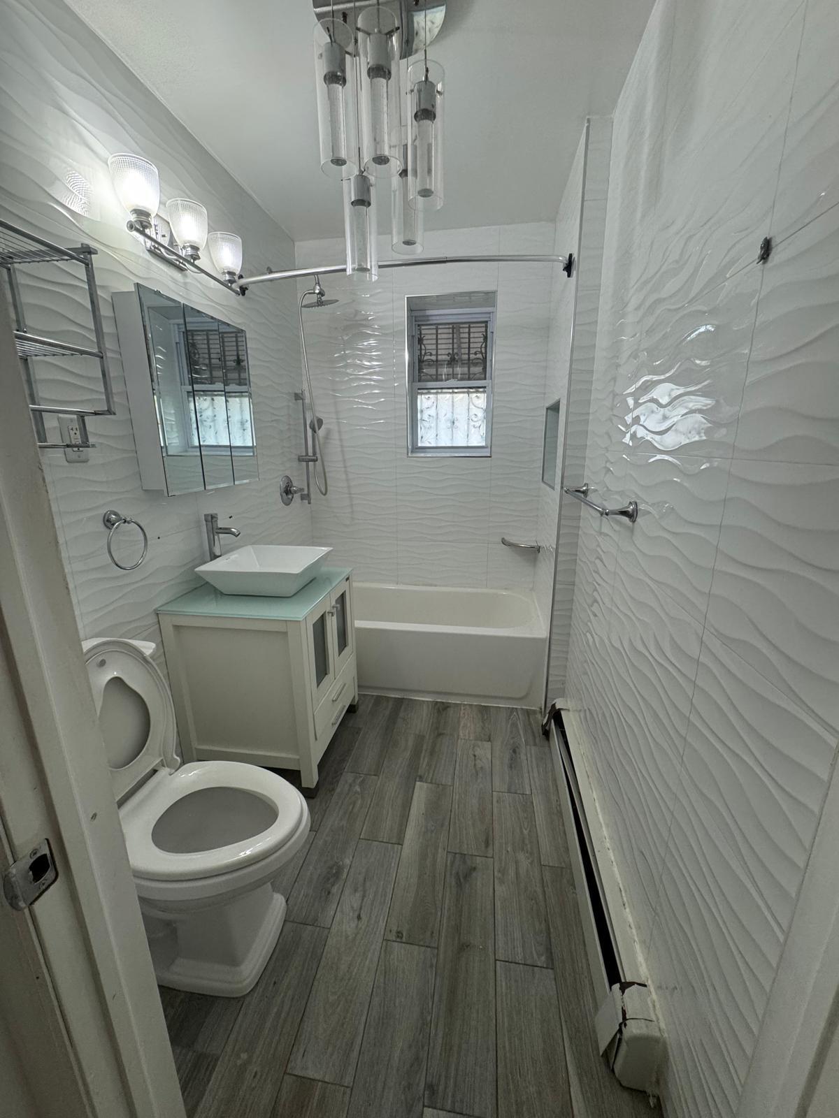 Bathroom - 1470 Needham Ave