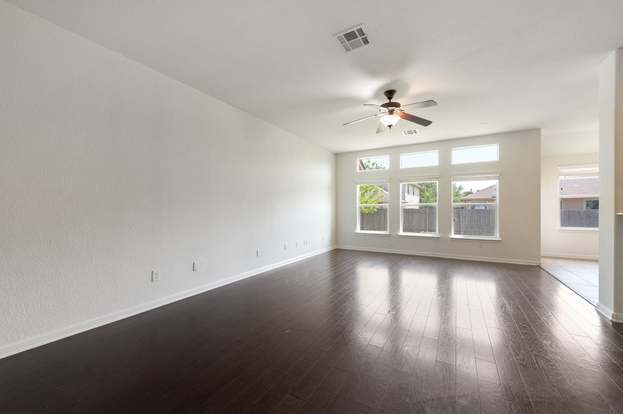 Building Photo - 1049 Regency Ln