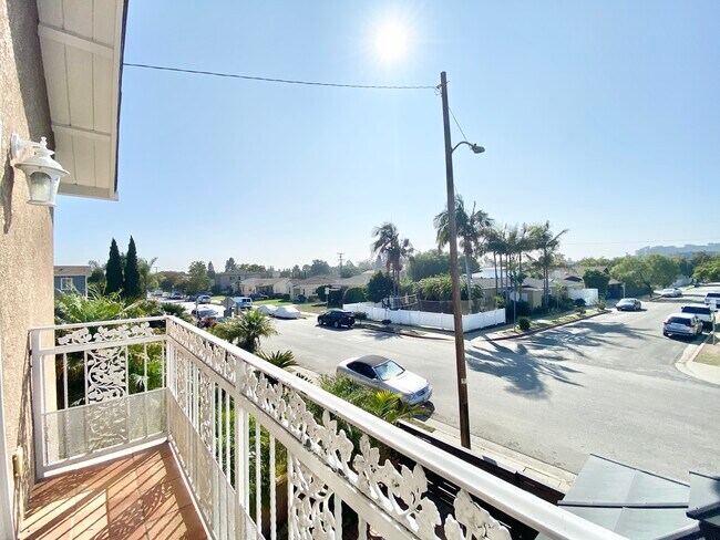 Building Photo - 4162 Alla Rd