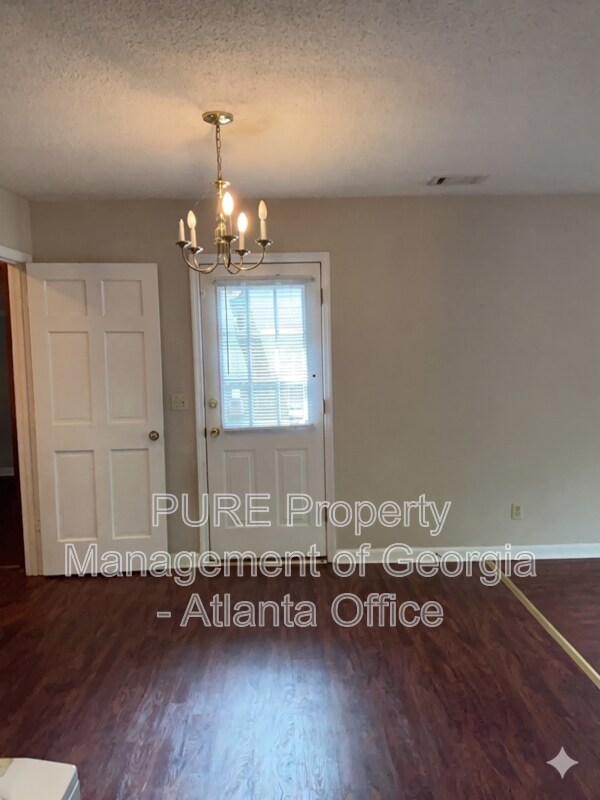 Building Photo - 771 Wilson Cir SW