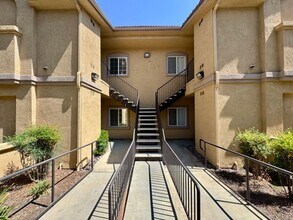 Building Photo - 41410 Juniper St