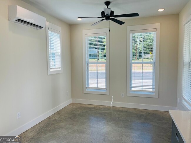 Building Photo - 103 Gardenia Ln