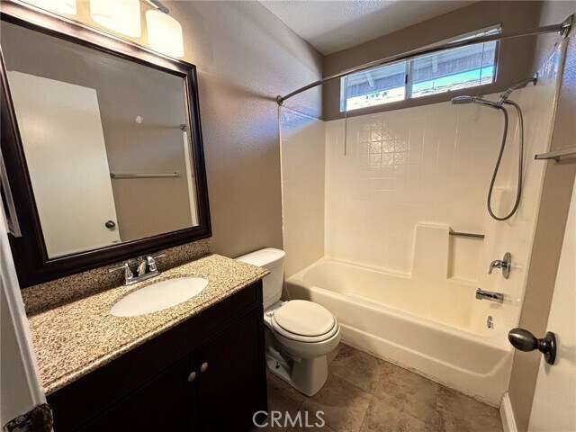 Building Photo - 980 Tufts Cir