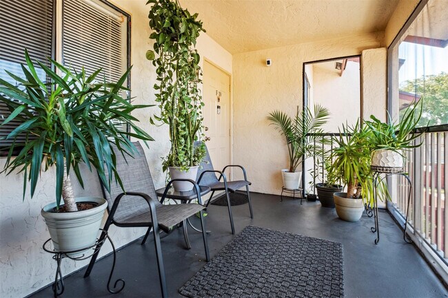 Building Photo - 7951 Southgate Blvd