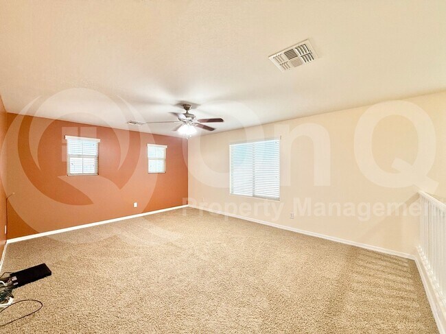 Building Photo - 4559 S Antonio