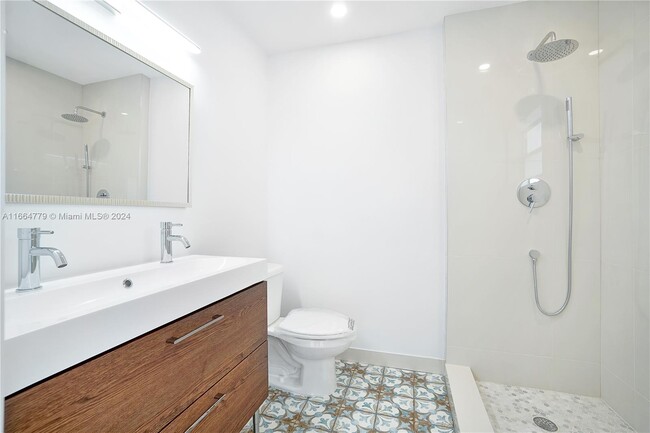 Building Photo - 14510 NW 12th Ave