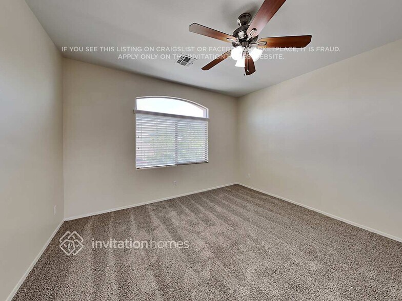 Building Photo - 14682 W Mandalay Ln