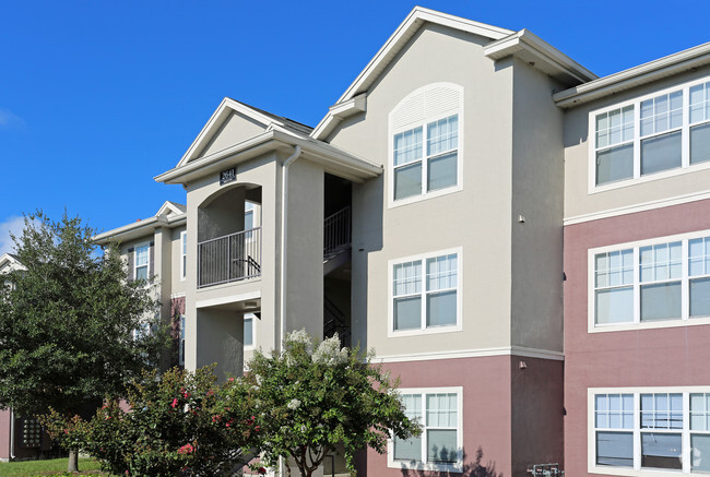 Building Photo - Crossings at Leesburg Apartments