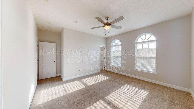 Building Photo - 4421 Ellipse Dr